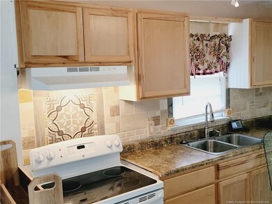 315 Durant Dr, Fayetteville, NC 28304 - photo 6