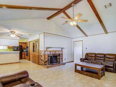 604 Heather Ln, Friendswood, TX 77546 - photo 7