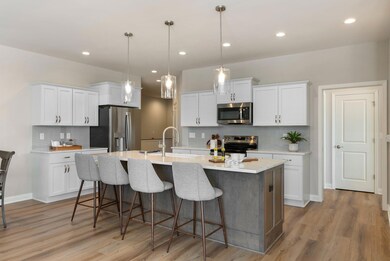 913 Mary Grace Ct unit 49, Grafton, WI 53024 - photo 4