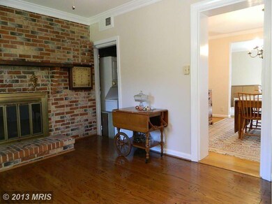 156 Moncure Dr, Alexandria, VA 22314 - photo 6