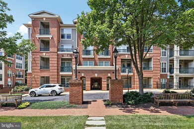 Saintbury Plaza Condominium unit 206, Fairfax, VA 22031 - photo 2