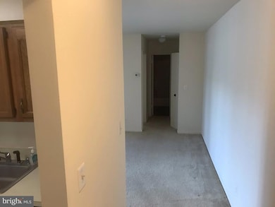 6091 Majors Ln unit 5, Columbia, MD 21045 - photo 3