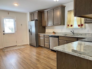 25 Exeter St unit A, Taunton, MA 02780 - photo 5