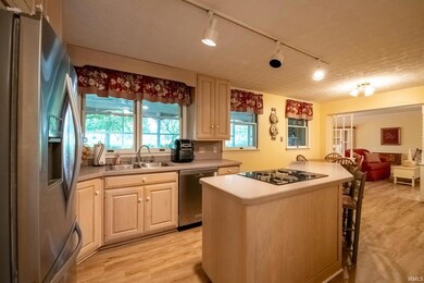 1604 S Williams Rd, Frankfort, IN 46041 - photo 2