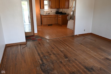 1701 Southern Ave, Beech Grove, IN 46107 - photo 6