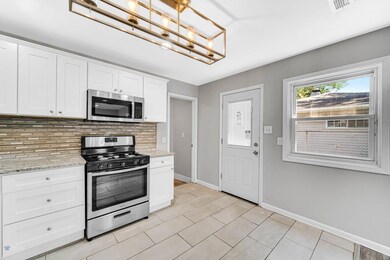 4100 W 21st Place, Gary, IN 46404 - photo 3