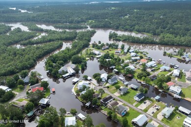 6117 Kiowa St, Kiln, MS 39556 - photo 7
