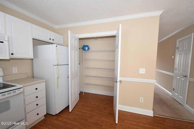 4130 Dudleys Grant Dr unit G, Winterville, NC 28590 - photo 7