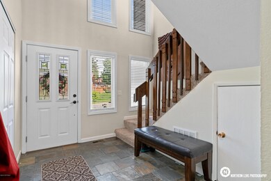 Entry_Stairway_2