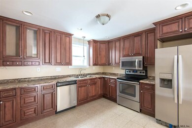 10 Lunis Ave, Rensselaer, NY 12144 - photo 6