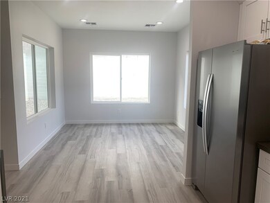 4161 Brookview Way, Las Vegas, NV 89121 - photo 4