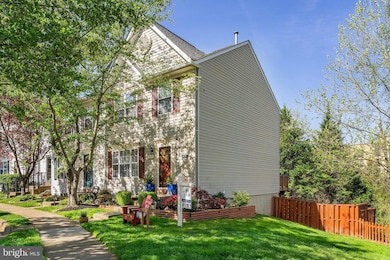 530 Highland Towne Ln, Warrenton, VA 20186 - photo 4