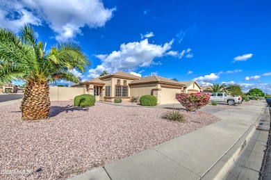 13370 W Port au Prince Ln, Surprise, AZ 85379 - photo 3