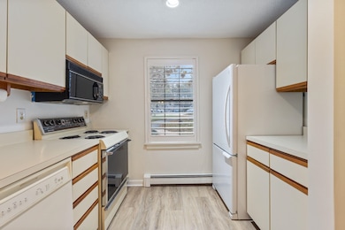 380 Ocean Rd unit 9, Portsmouth, NH 03801 - photo 4