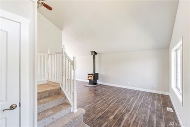 16837 Flume Rd SE, Yelm, WA 98597 - photo 5