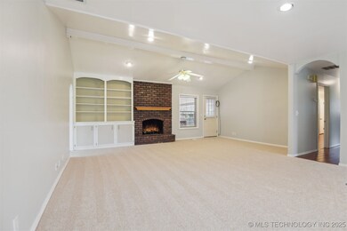 7017 E 48th St, Tulsa, OK 74145 - photo 6