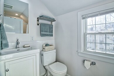 36 Shirley St unit 2, Lexington, MA 02421 - photo 4