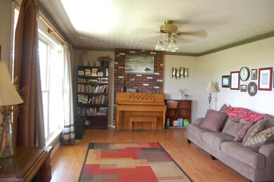 8155 Tarlton Rd, Circleville, OH 43113 - photo 5