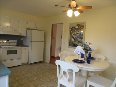 32 Overhill Rd, Warren, RI 02885 - photo 7