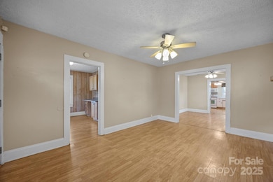 821 N Main St, Canton, NC 28716 - photo 4