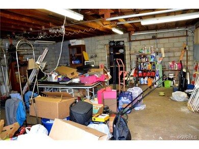 This space is fully equipped with plenty of lighti