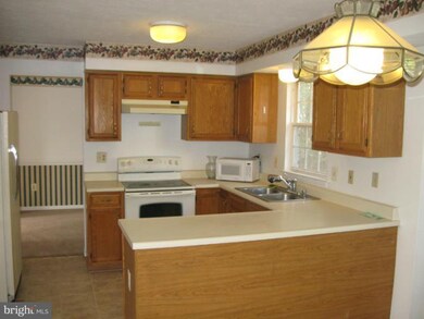 8698 Open Meadow Way, Columbia, MD 21045 - photo 5