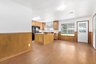 413 Gardenia Ave, Orange, TX 77630 - photo 6