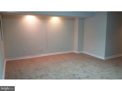 403 Meadow Ct unit 403, Glen Mills, PA 19342 - photo 5