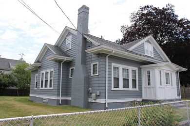 130 Mulberry St, Pawtucket, RI 02860 - photo 2