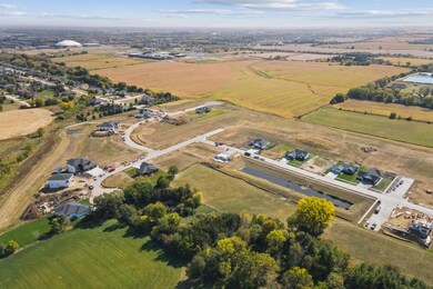 1817 Breckenridge St, Cedar Falls, IA 50613 - photo 3