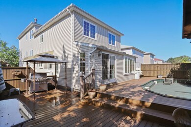 385 Montreal Ave, Staten Island, NY 10306 - photo 7