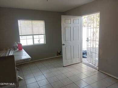 7627 Adobe Dr, El Paso, TX 79915 - photo 6