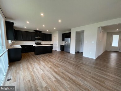 23347 Sawara Ct, California, MD 20619 - photo 2