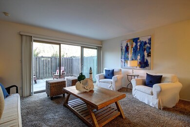 Living room (2)