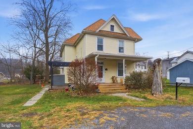 40 Mable Ln, Berkeley Springs, WV 25411 - photo 3