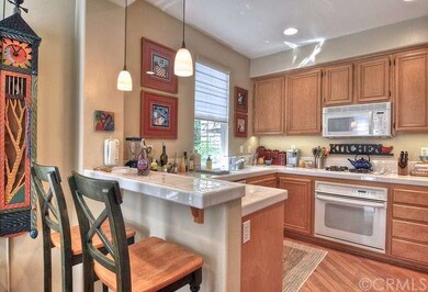 Large kitchen in pristine condition. Upgraded pend