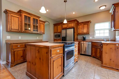 1214 Evington Ct, Springfield, MO 65803 - photo 2