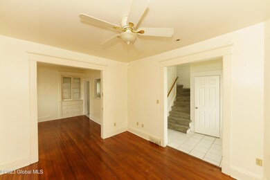2 Livingroom 2