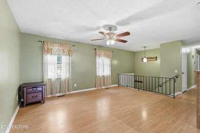 7404 Oxmoor Rd, Knoxville, TN 37931 - photo 6