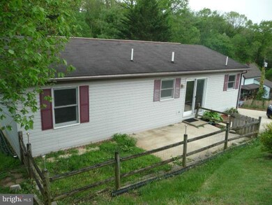 919 E D St, Brunswick, MD 21716 - photo 4