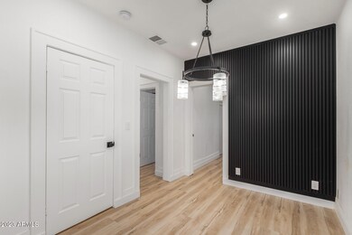 328 N Colorado St, Chandler, AZ 85225 - photo 5