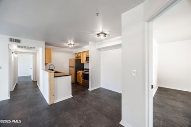 127 Jules Dr unit C-101, Gypsum, CO 81637 - photo 3