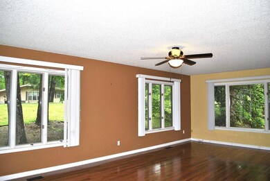 11 Eaton Cir, Bella Vista, AR 72715 - photo 2