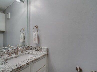 Powder Room - 3550 Country Square Dr., #506, Carro