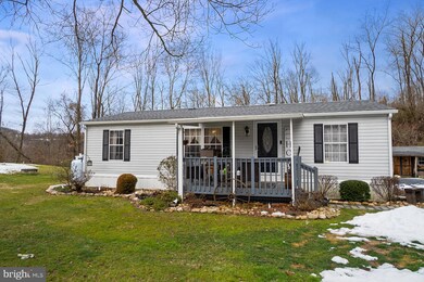 7838 7th St, Slatington, PA 18080 - photo 2