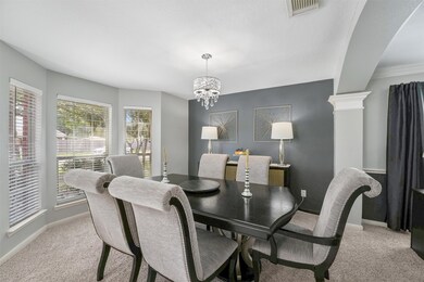 25906 Oakridge Forest Ln, Spring, TX 77386 - photo 4