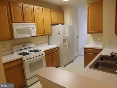 20870 Pitt Terrace, Sterling, VA 20165 - photo 2