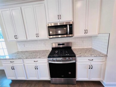 3216 Sycamore Point Trail, High Point, NC 27265 - photo 5