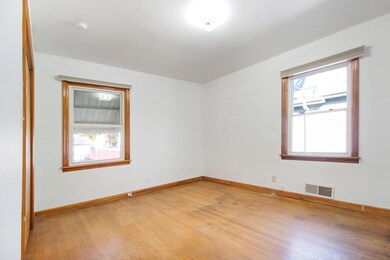 4310 Sheffield Ave, Hammond, IN 46327 - photo 7