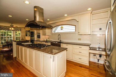 828 Chester Ave, Annapolis, MD 21403 - photo 7